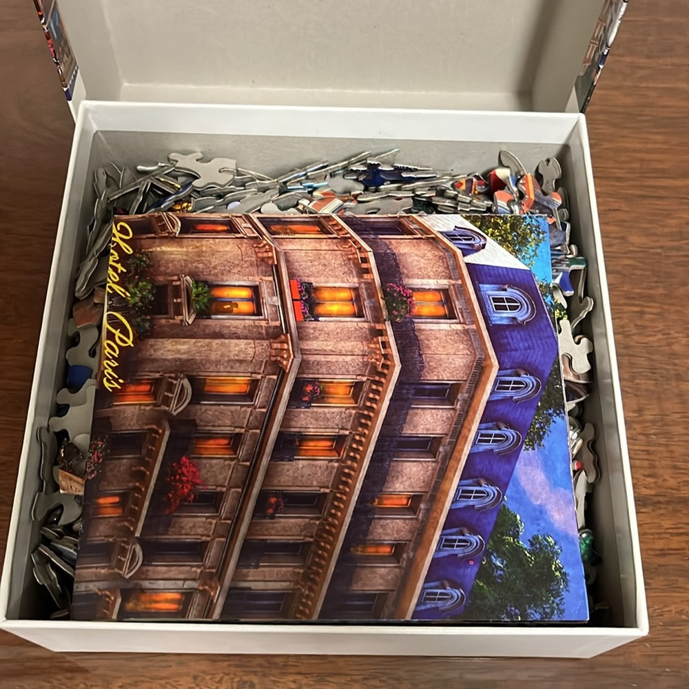 EUC Paris Street Life 1000 Piece Puzzle - Picture 4 of 16